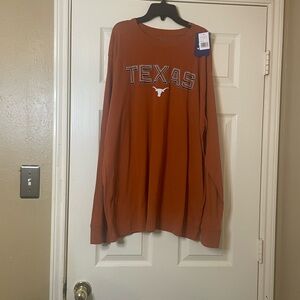 Champion Men’s University of Texas Longhorns Long Sleeve Shirt Size: XL